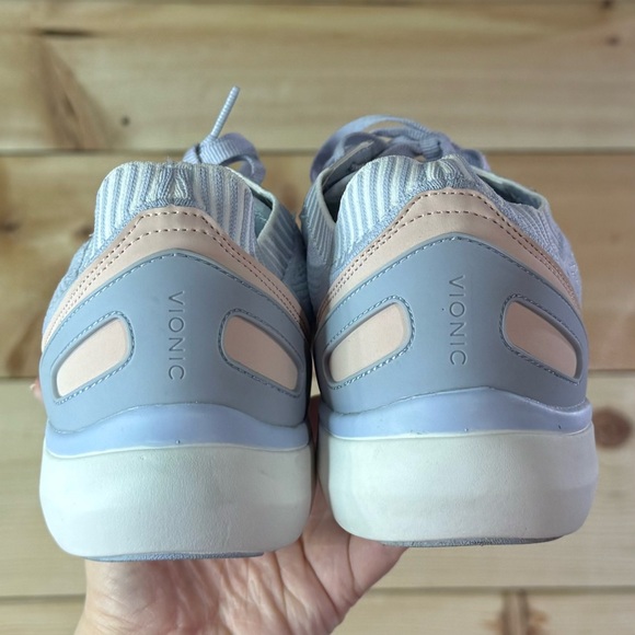 Vionic Embolden Sneaker - Picture 3 of 6